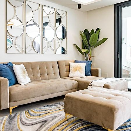 Inf25E- Tastefully Furnished Flat, Estepona Center Exteriör bild