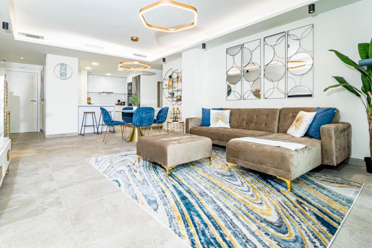 Inf25E- Tastefully Furnished Flat, Estepona Center Exteriör bild