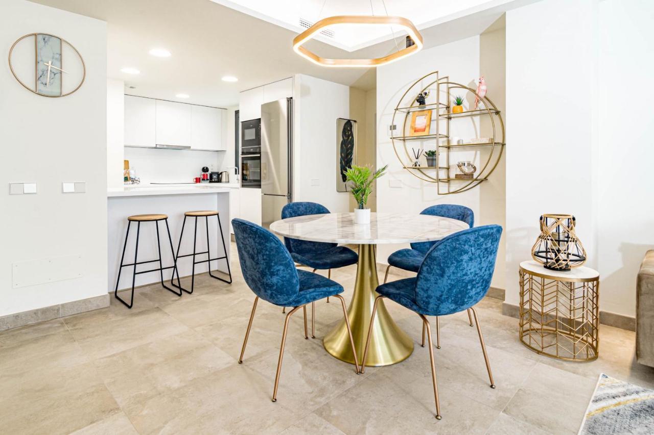 Inf25E- Tastefully Furnished Flat, Estepona Center Exteriör bild